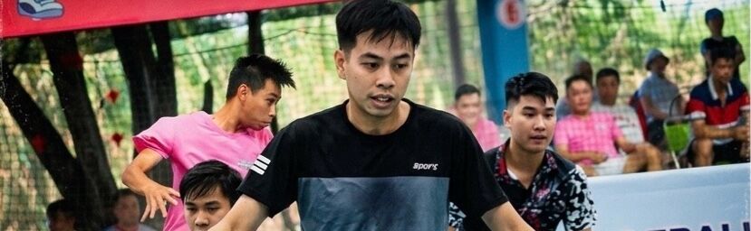 nam múa